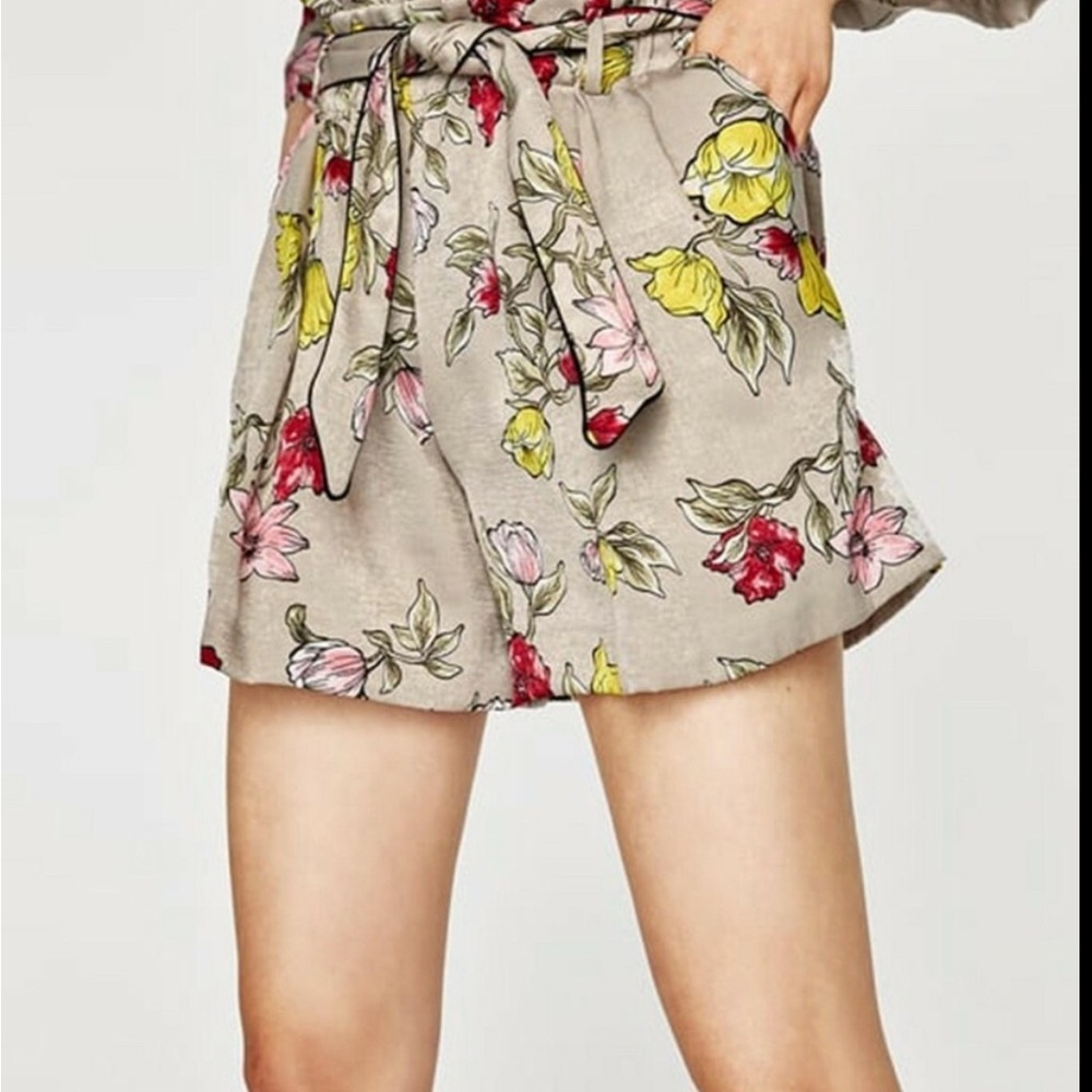 Zara Floral Paper Bag Waist Satin Shorts Elastic Waist Tie Belt Small